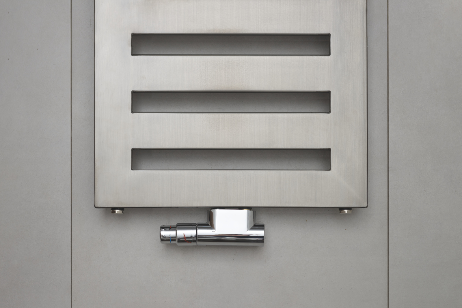 Focus Zehnder Metropolitan Spa Decorative radiator Front view