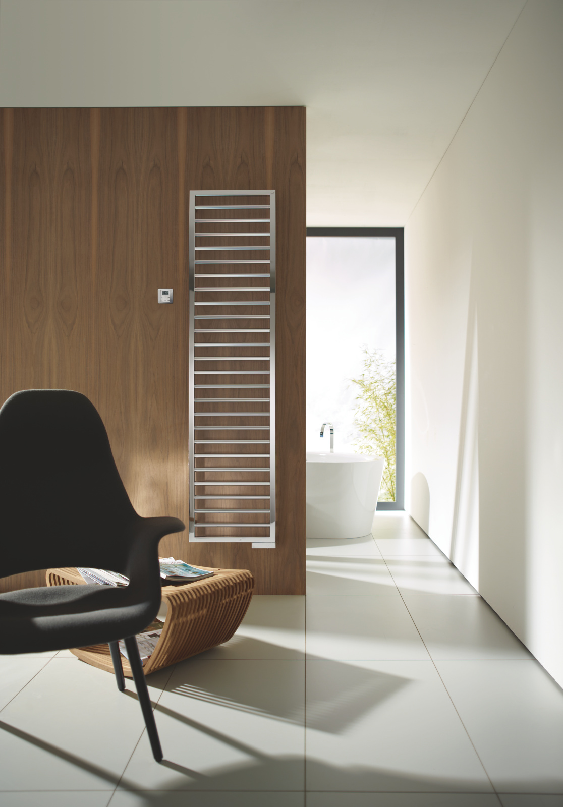 Zehnder_RAD_Subway-EL_RACY-S_living_chrome_02 Rendering Zehnder Subway Decorative radiator