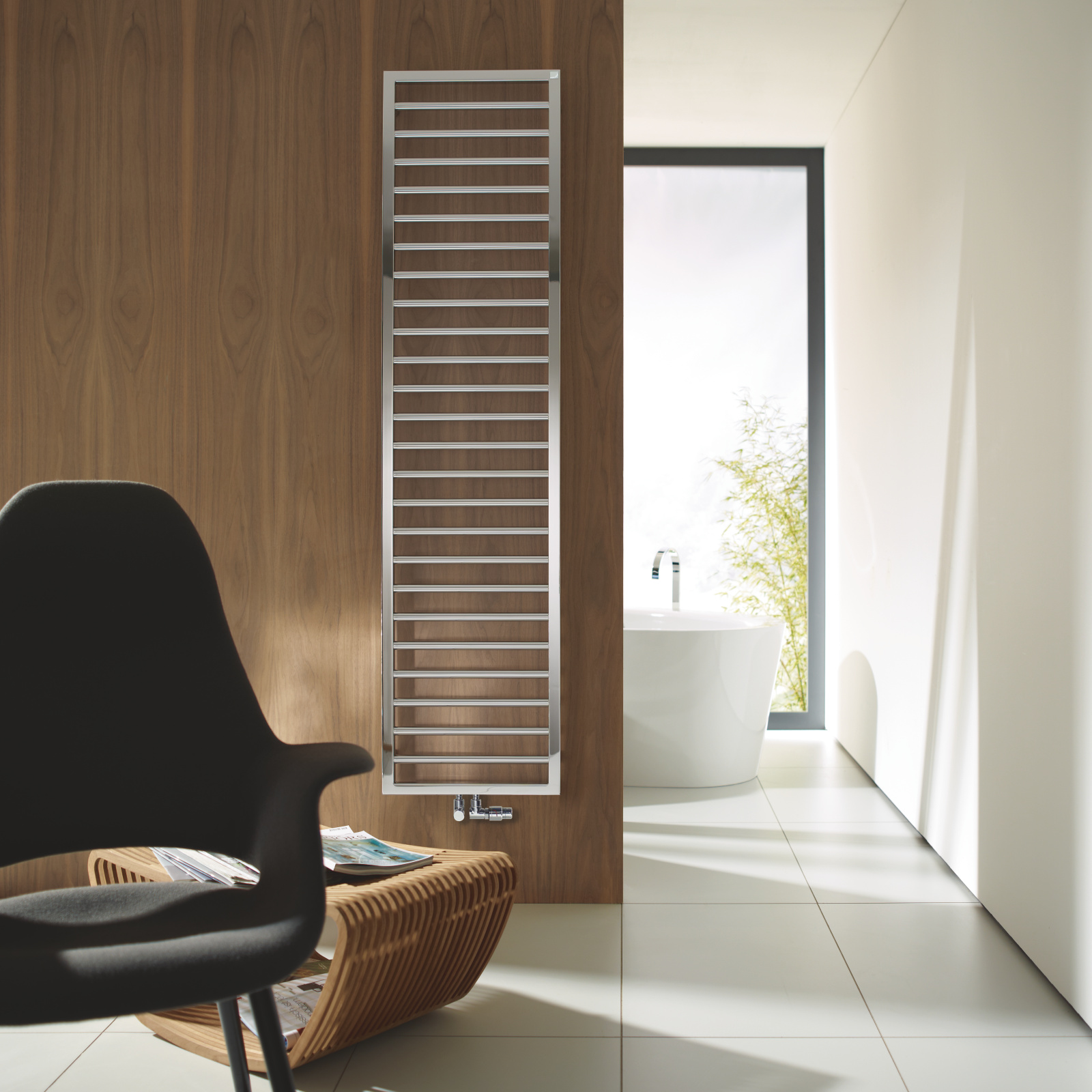 Zehnder_RAD_Subway-HY_1500_chrome_bath3_spa_print+web Rendering Decorative radiator