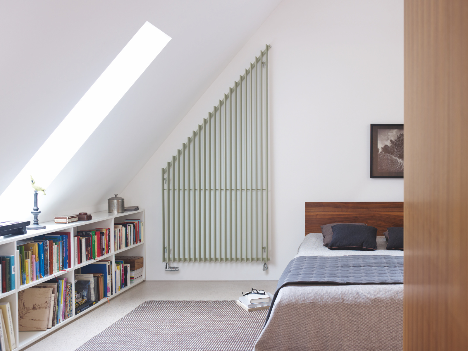 Rendering Zehnder Excelsior Decorative radiator Front view