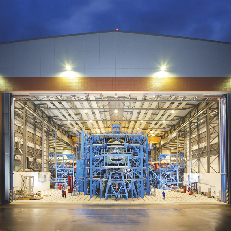 Reference ZBN Heating and cooling ceilings Front view