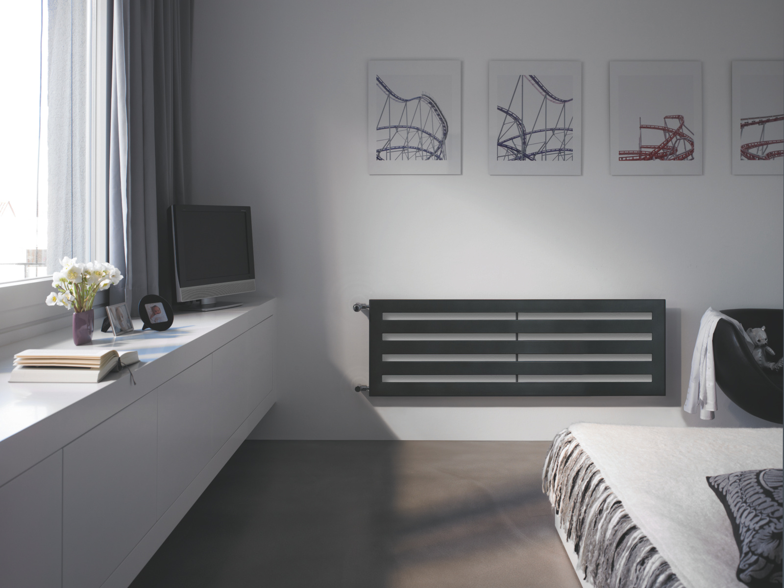 Zehnder_RAD_Metropolitan-HY_bedroom Rendering Decorative radiator