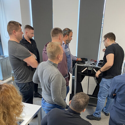 Zehnder_Academy_Training_PL-pl.jpg